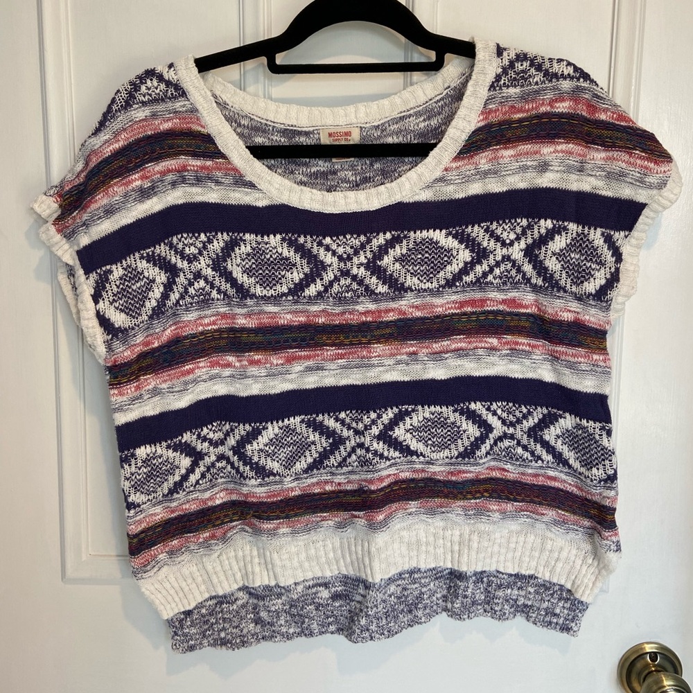 Textured colorful sweater tee